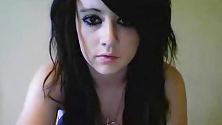 Gorgeous emo girl masturbates on webcam