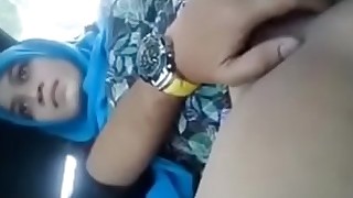 young teacher pussy fingering in car by bf moaning
